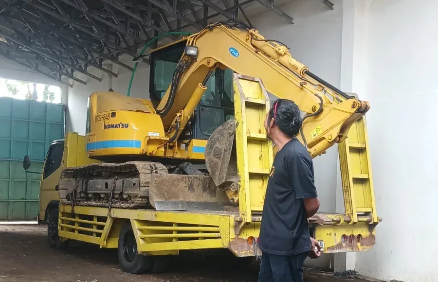 sewa excavator kendal